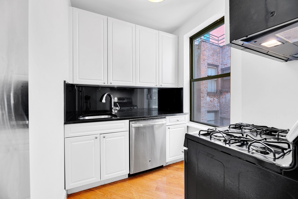 226 East 70th Street - Photo 0