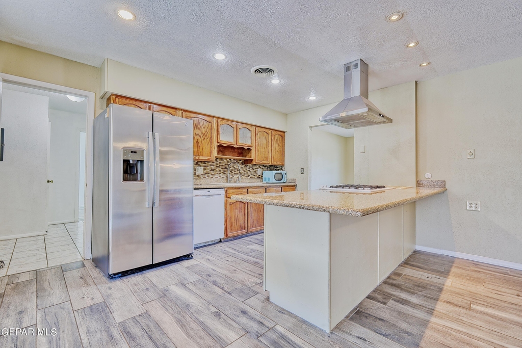 9981 Gschwind Avenue - Photo 8
