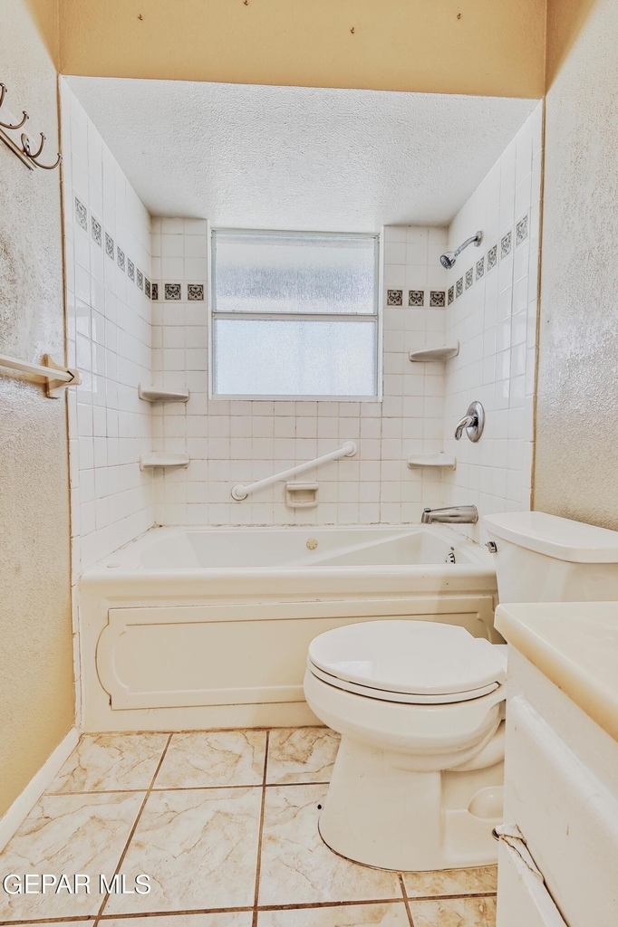 9981 Gschwind Avenue - Photo 24