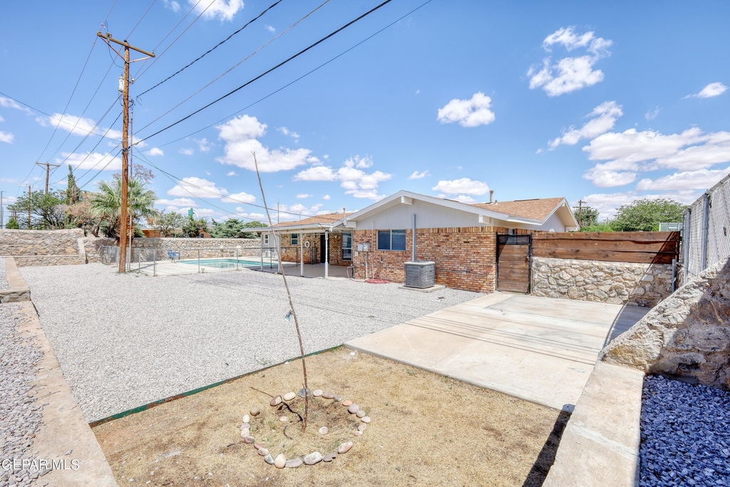 9981 Gschwind Avenue - Photo 31