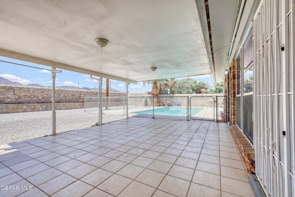9981 Gschwind Avenue - Photo 27
