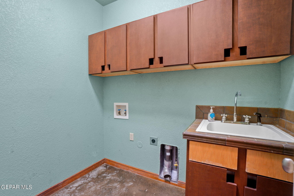 1230 Olga Mapula Drive - Photo 32