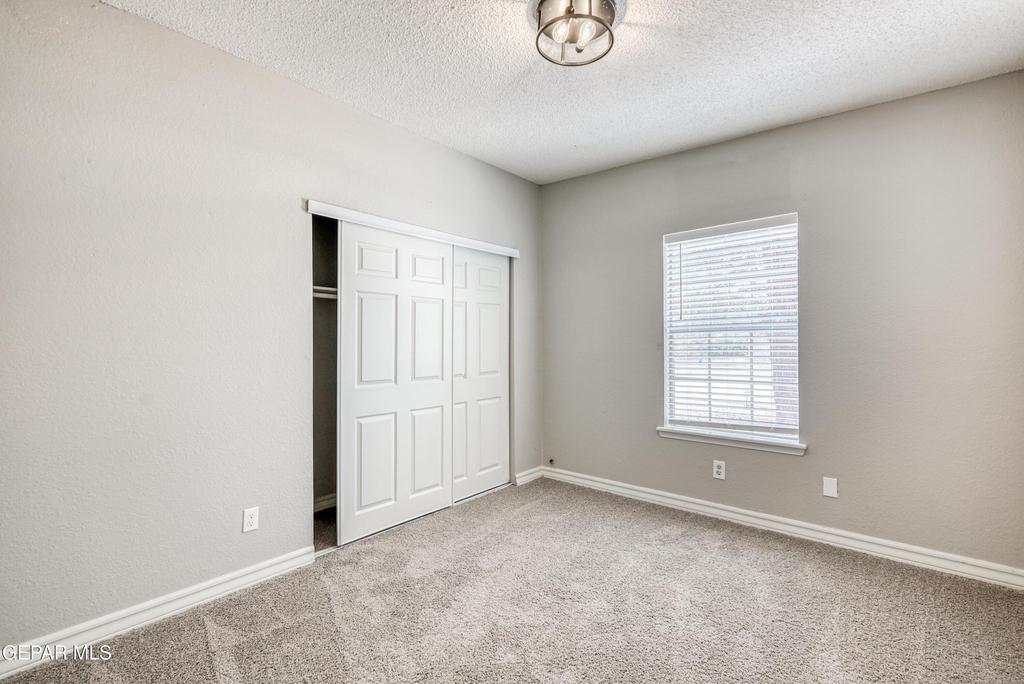 5672 Costa Blanca Place - Photo 11