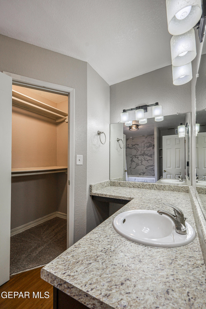 5672 Costa Blanca Place - Photo 13