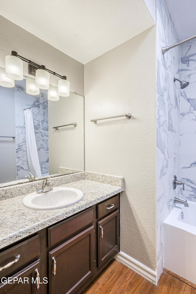 5672 Costa Blanca Place - Photo 9