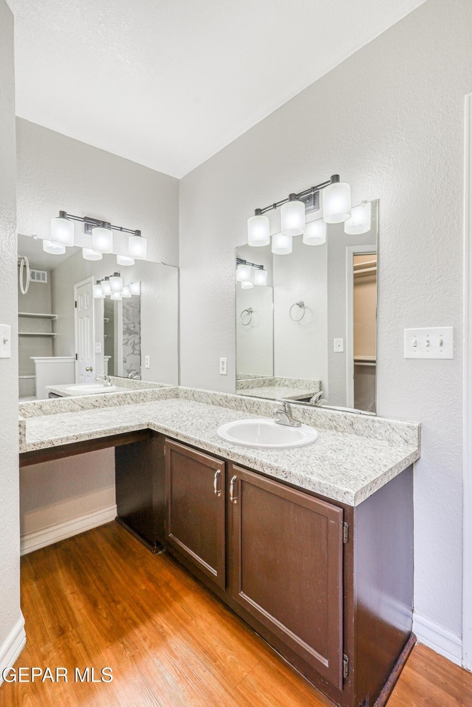5672 Costa Blanca Place - Photo 16