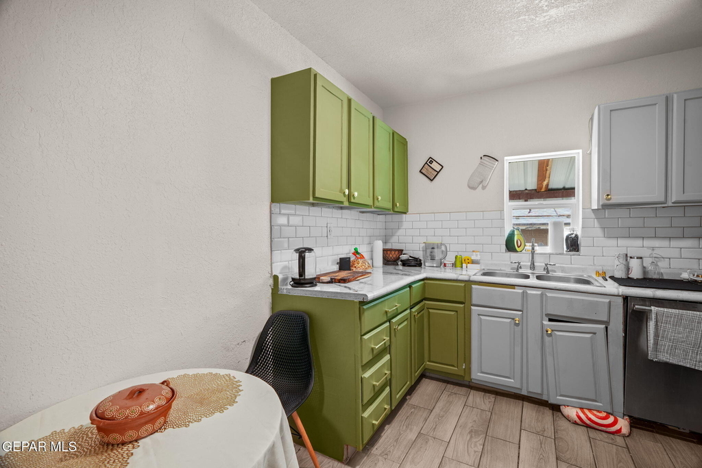 2805 Grant Avenue - Photo 10