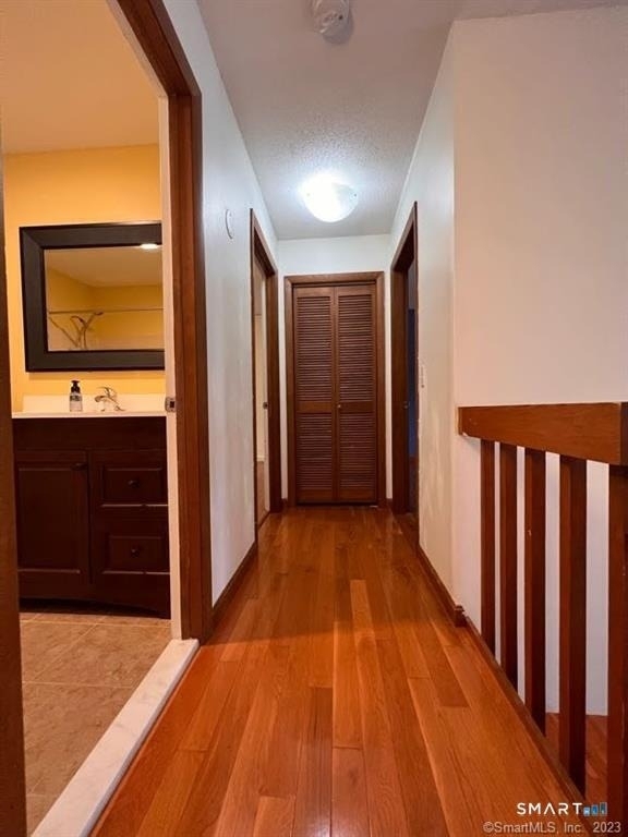 223 Flanders Road - Photo 10