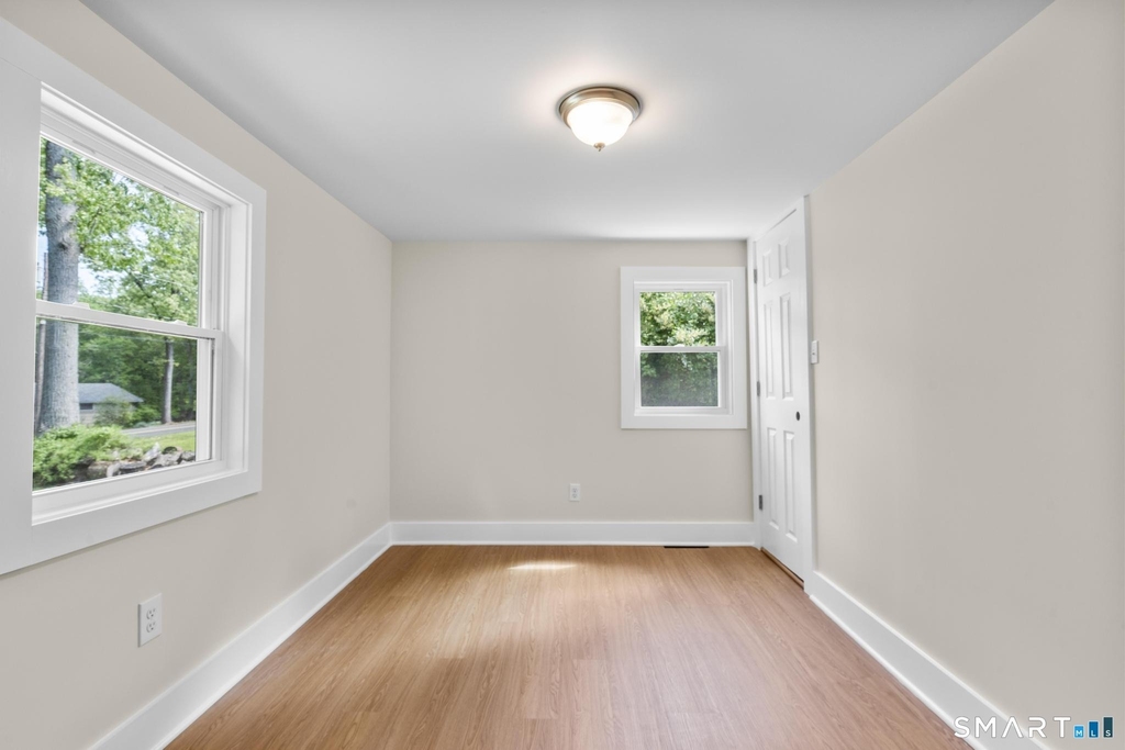 173 Elm Hill Road - Photo 8