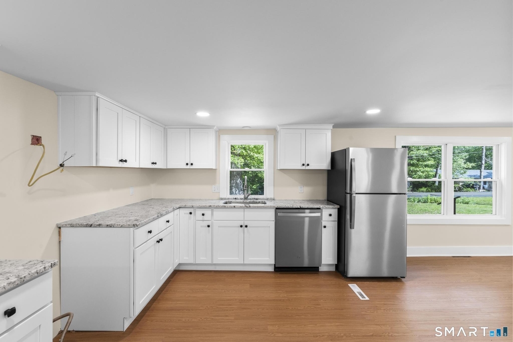 173 Elm Hill Road - Photo 5