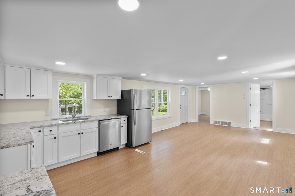 173 Elm Hill Road - Photo 6