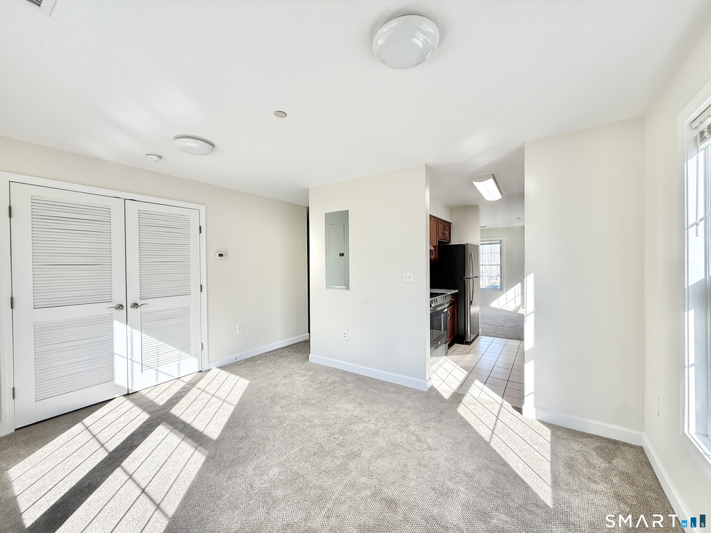 41 Fairfield Avenue - Photo 6
