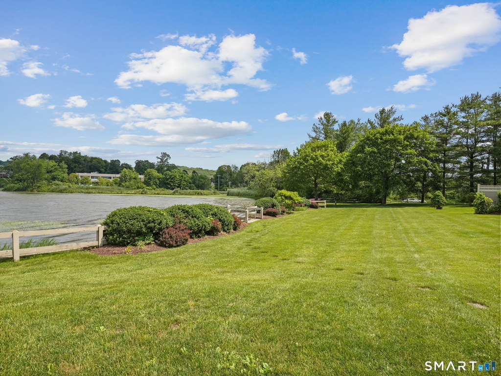12 Boulevard Drive - Photo 18