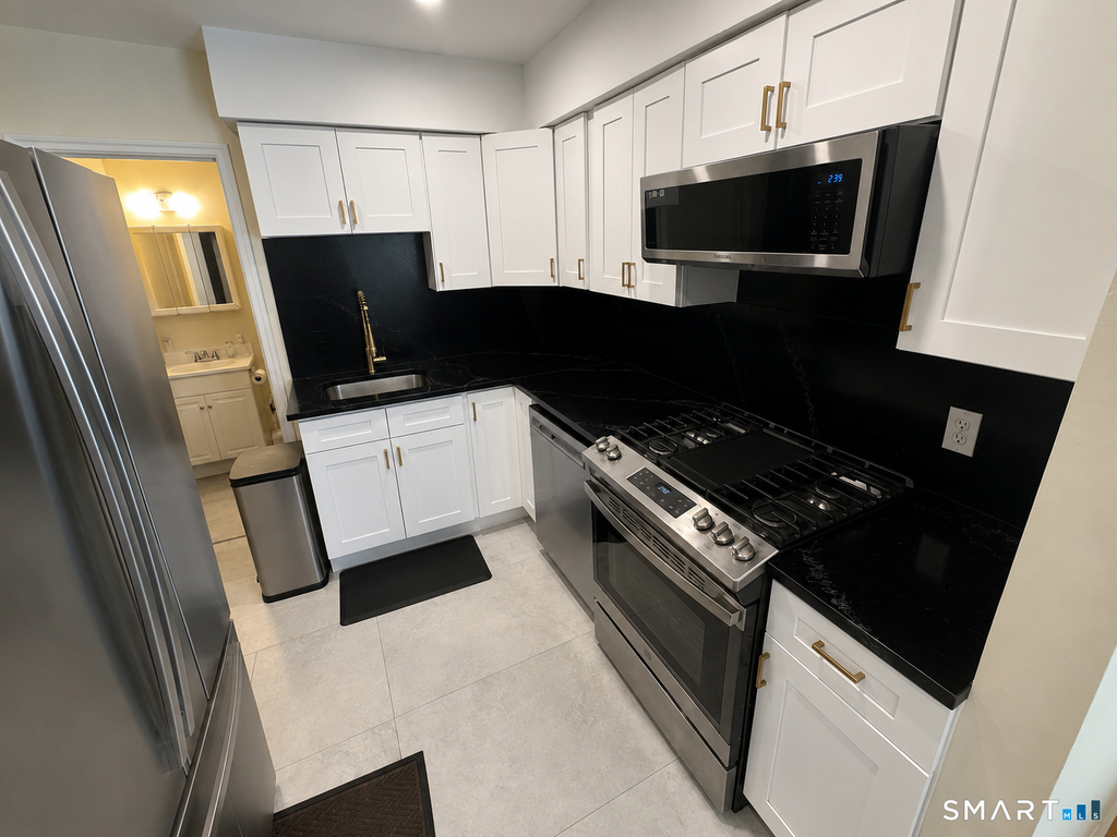 74-76 Lawrence Street - Photo 10
