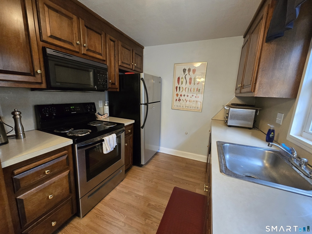 400 Main Street - Photo 5