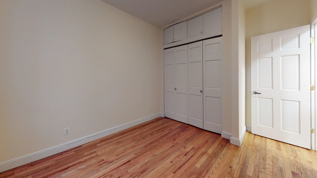 440 East 78th Street #2D - Photo 3