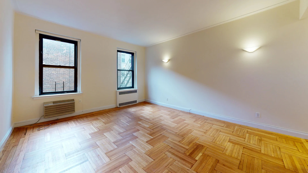 440 East 78th Street #2D - Photo 2