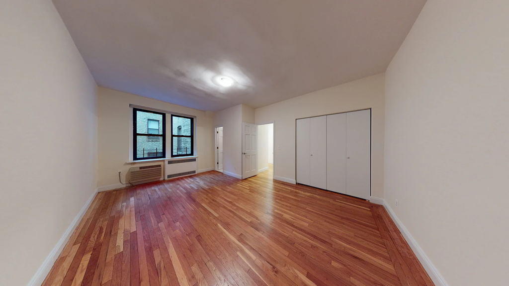 440 East 78th Street #2D - Photo 4