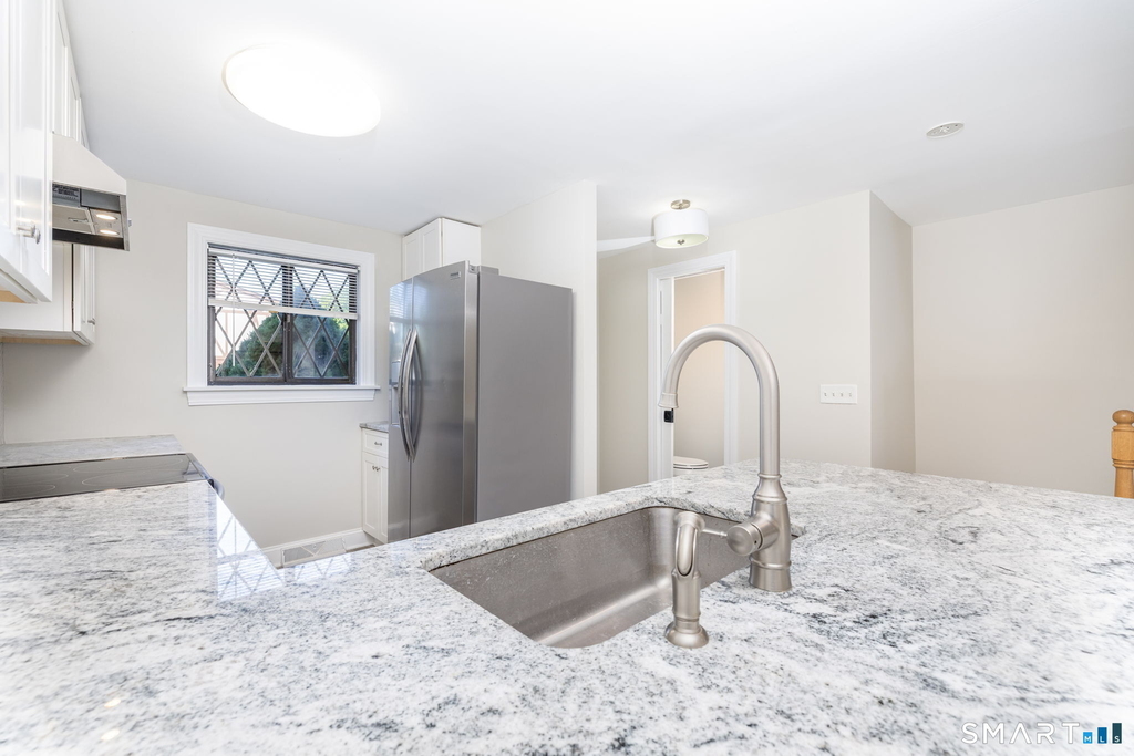 101 Cedar Hollow Drive - Photo 2