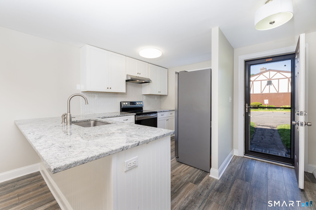 101 Cedar Hollow Drive - Photo 1
