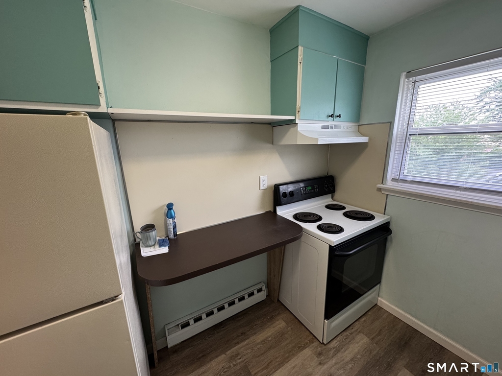 24 Merrill Street - Photo 8