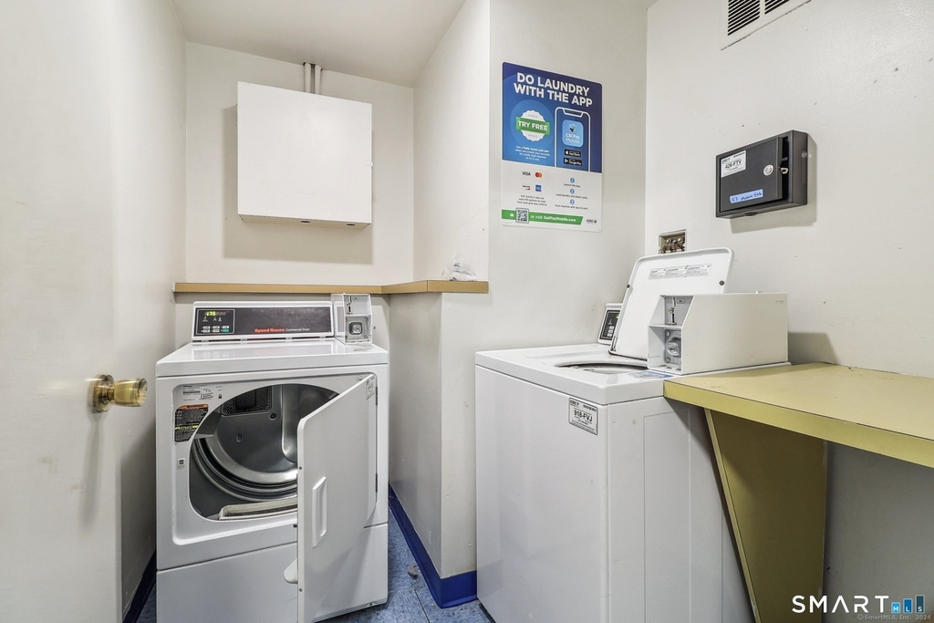 24 Merrill Street - Photo 12