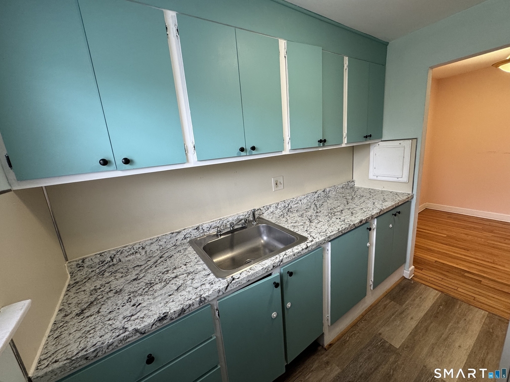 24 Merrill Street - Photo 7
