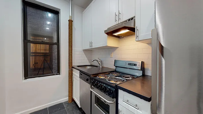 230 East 87th Street - Photo 1