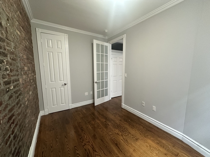 202 East 13th Street - Photo 2