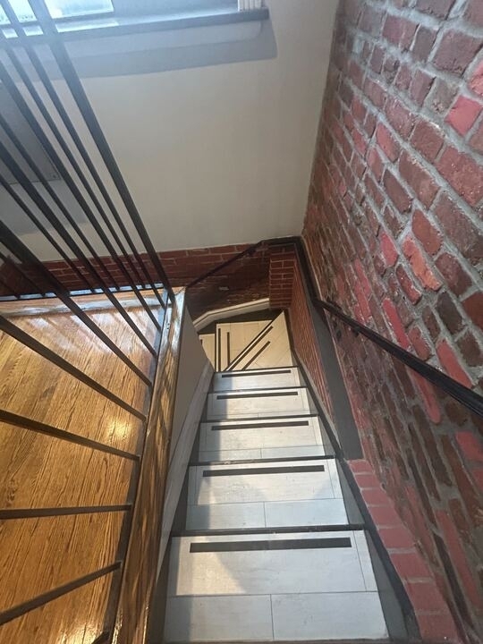 410 East 13th Street - Photo 5