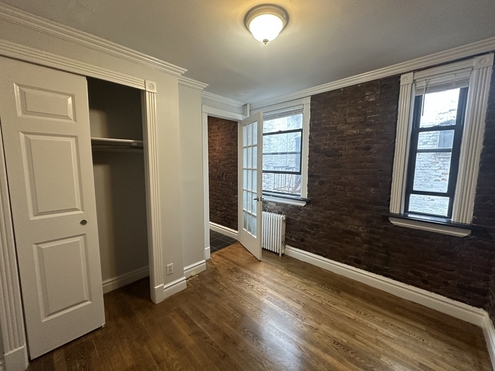 416 East 13th Street - Photo 4