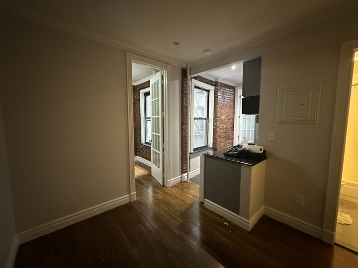 416 East 13th Street - Photo 6