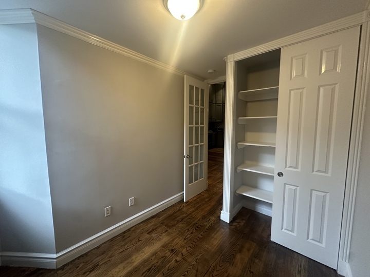 234 West 14th Street - Photo 6