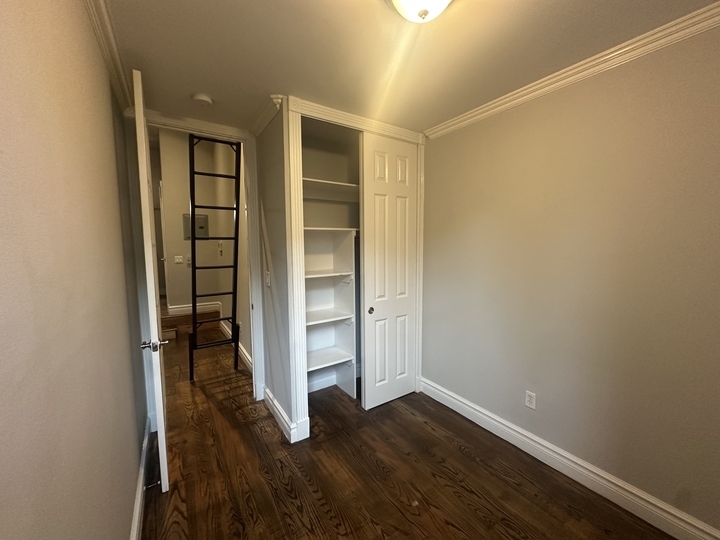 234 West 14th Street - Photo 7