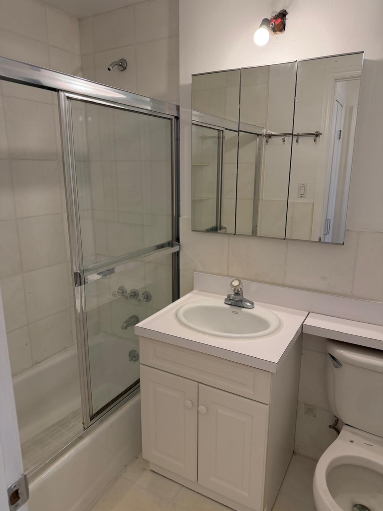 East 46th Street - Photo 1