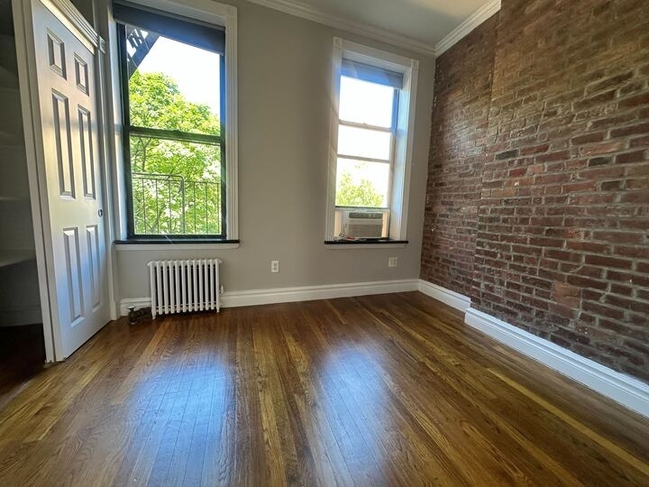 246 Mott Street - Photo 1