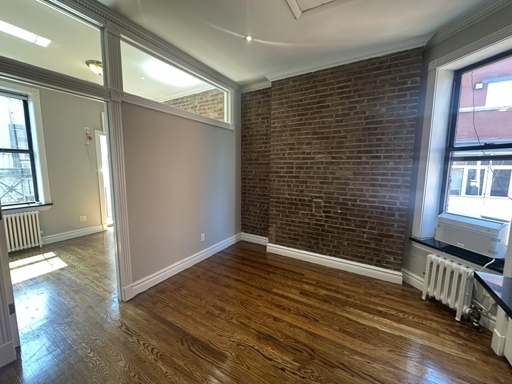 246 Mott Street - Photo 7