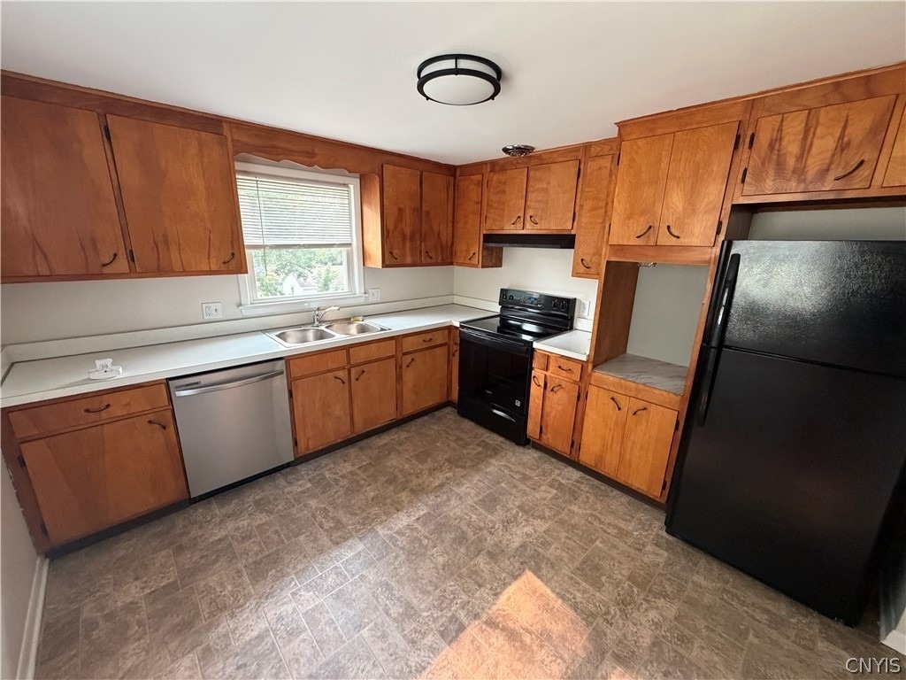 202-1 Stafford Avenue - Photo 4