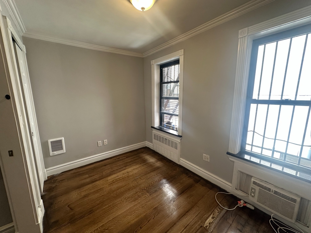 250 Mott Street - Photo 5