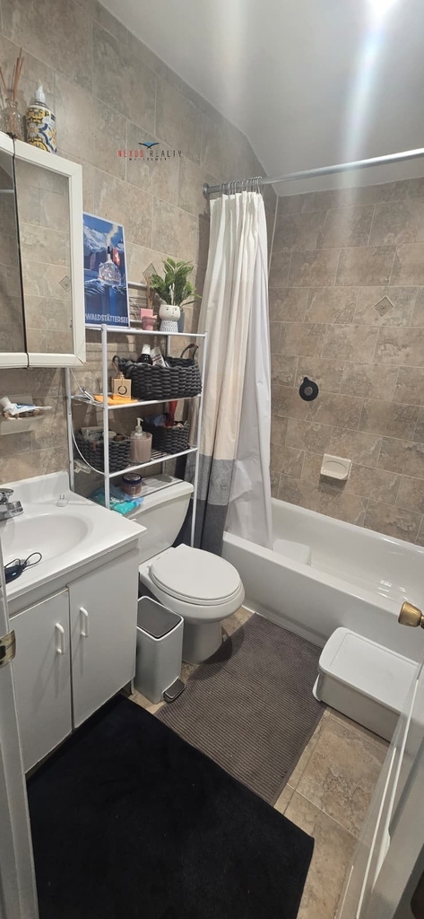 19-41 76th Street - Photo 4