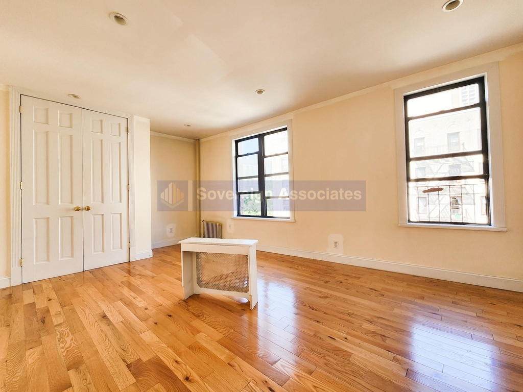 270 Fort Washington Avenue - Photo 8