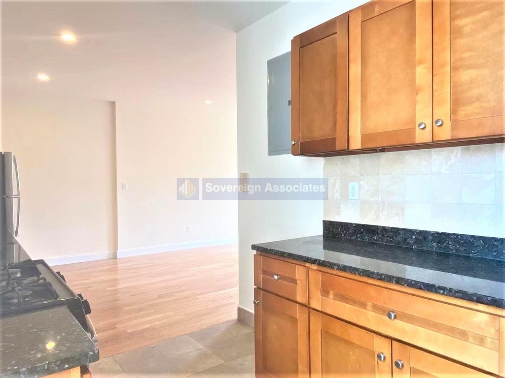 270 Fort Washington Avenue - Photo 8
