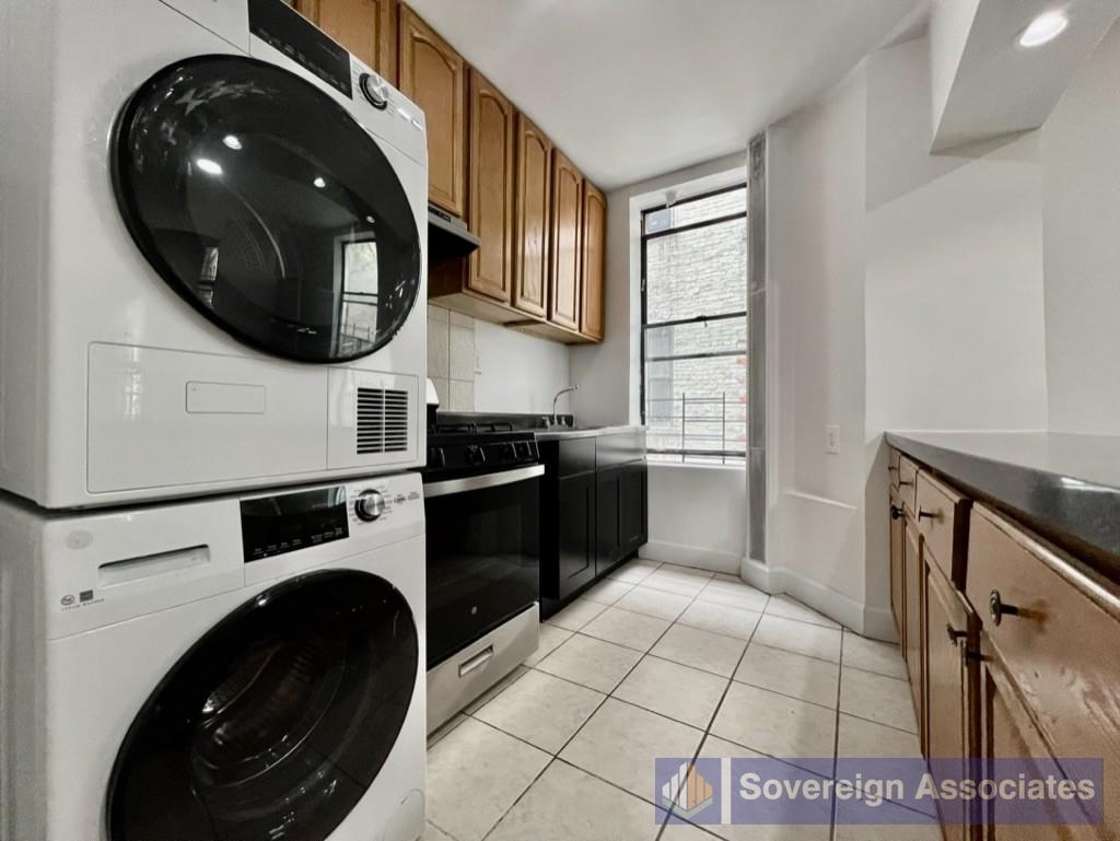 529 West 151st Street - Photo 7