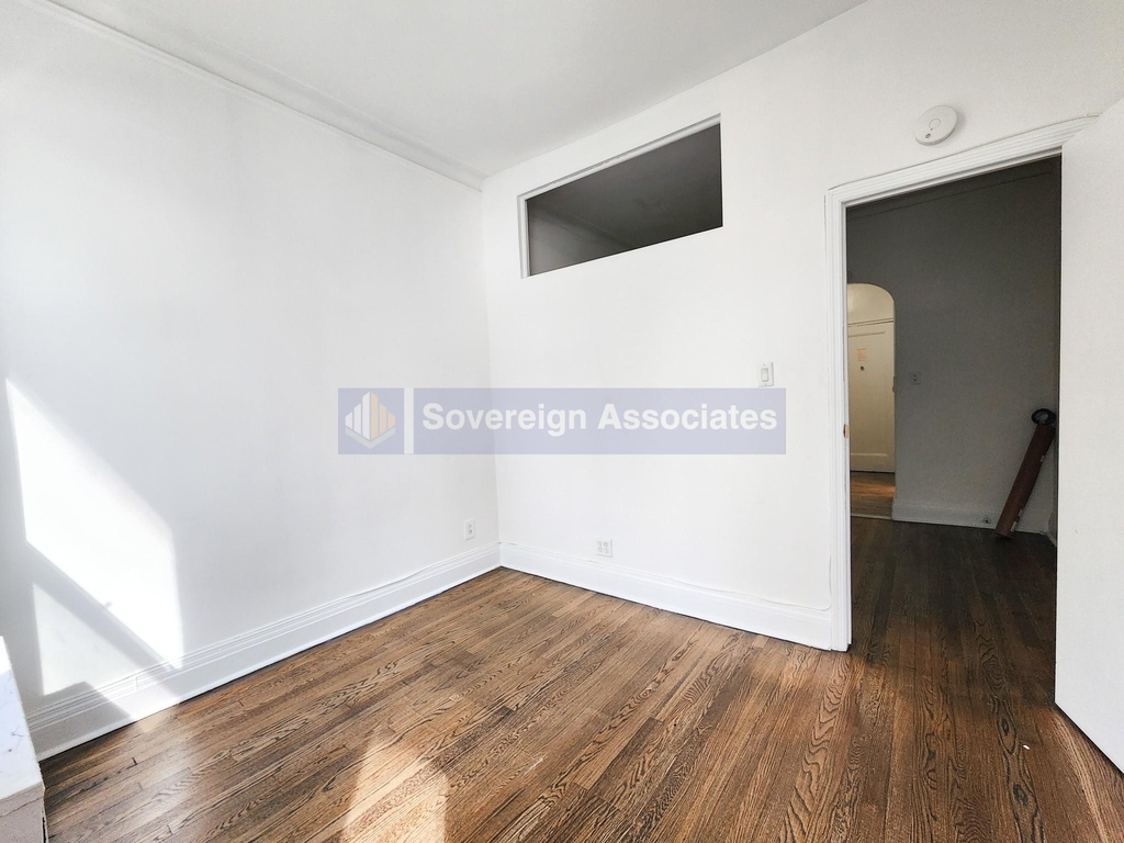 156 East 85th Street - Photo 5