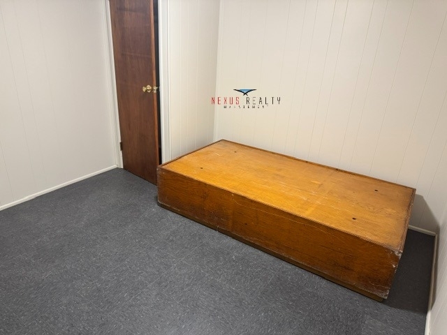 40-83 Denman Street - Photo 2