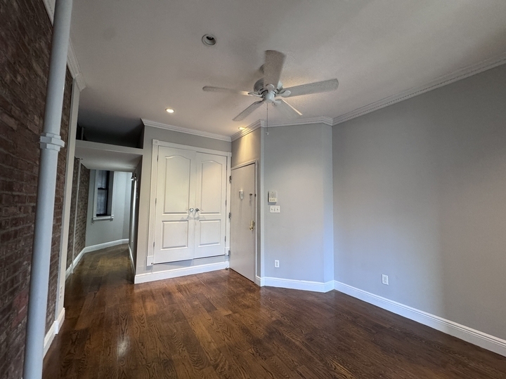 697 10th Avenue - Photo 2