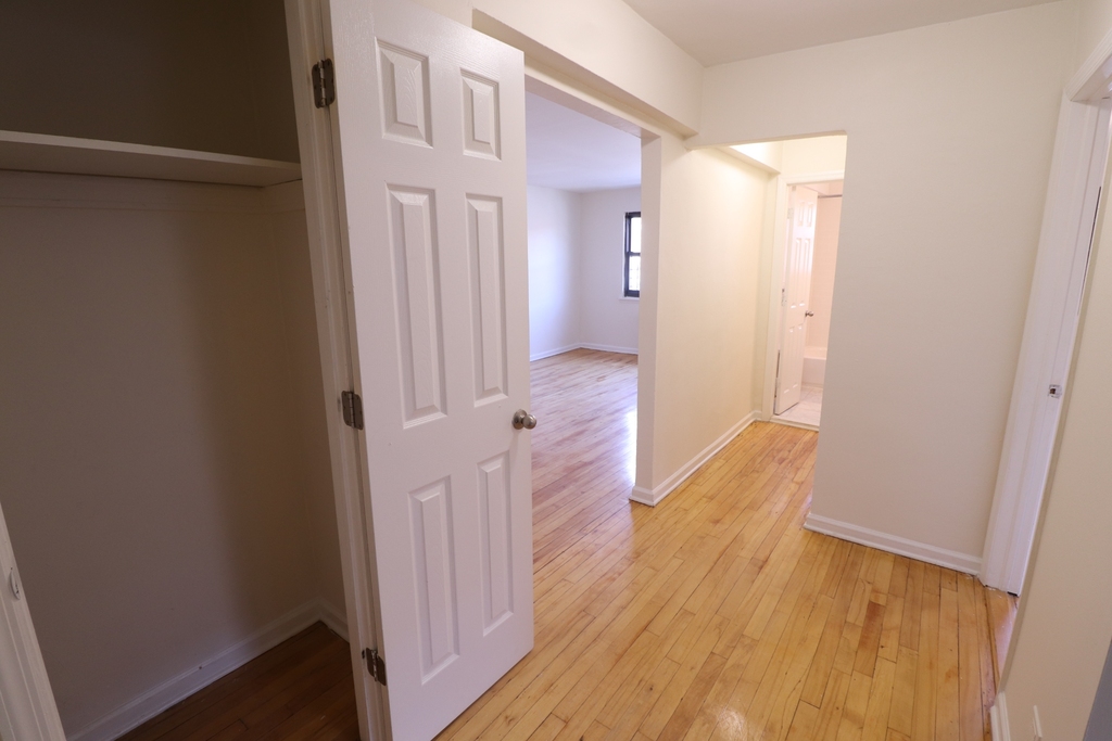 Kew Gardens Hills - Photo 0