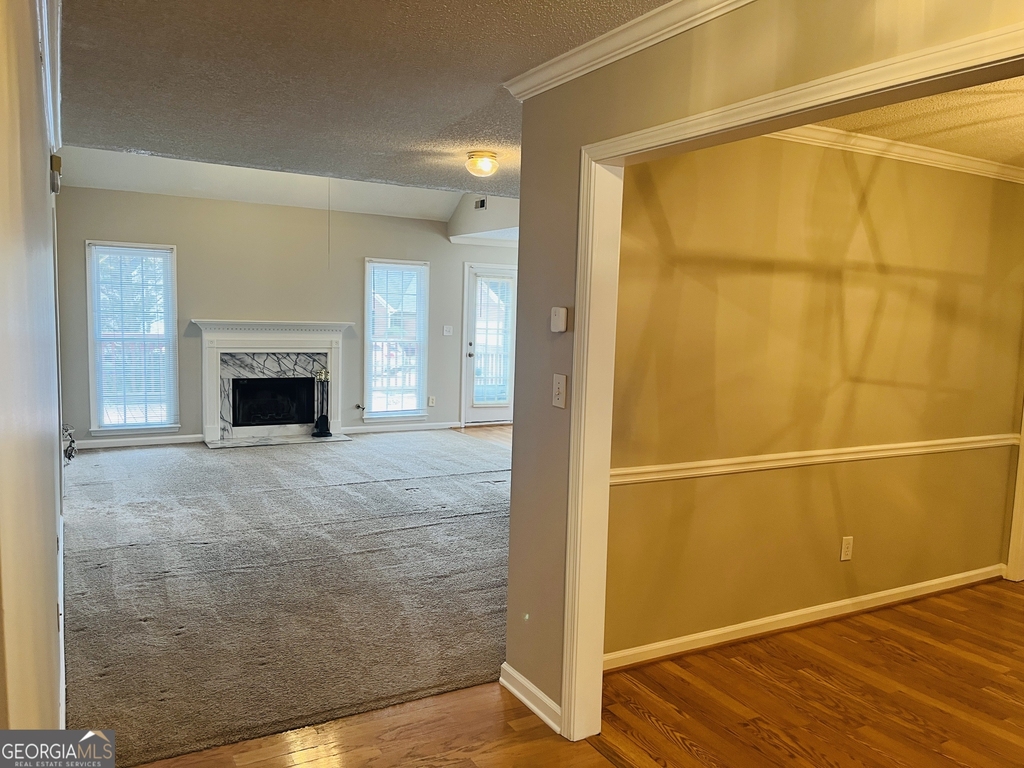 155 Woodstream Way - Photo 4