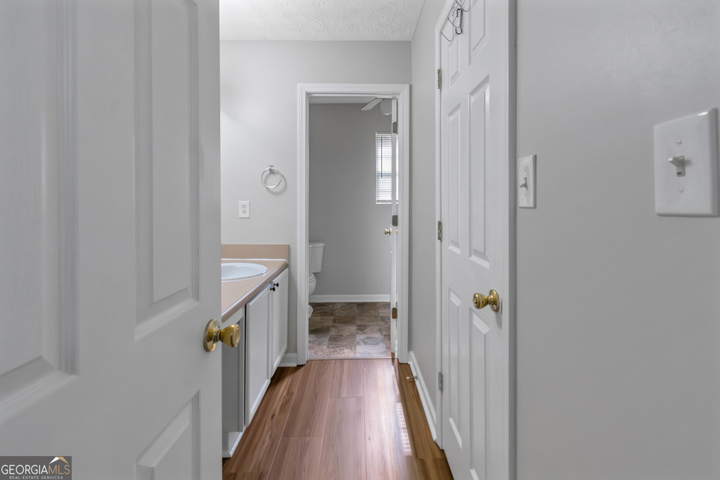 97 Livingston Lane - Photo 12