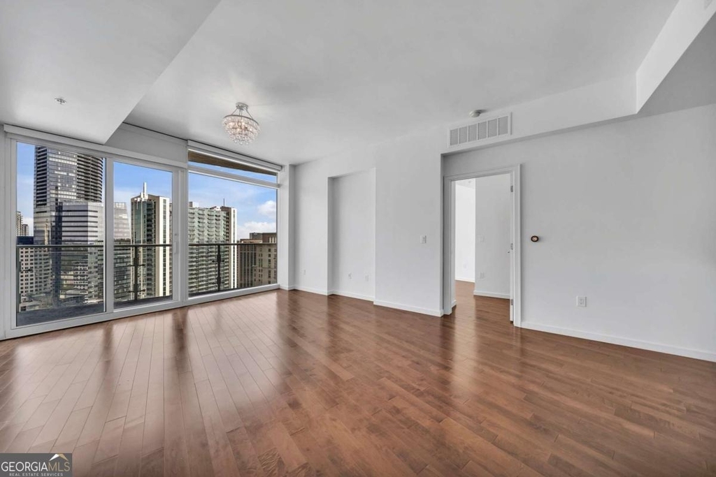 3325 Piedmont Road Ne - Photo 4